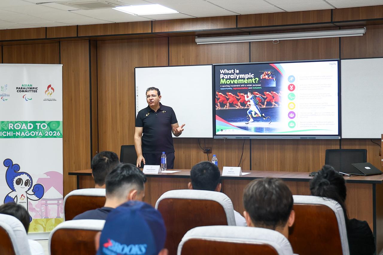 APC CEO Tarek Souei delivers a presentation at Road to the Aichi-Nagoya 2026 workshop.